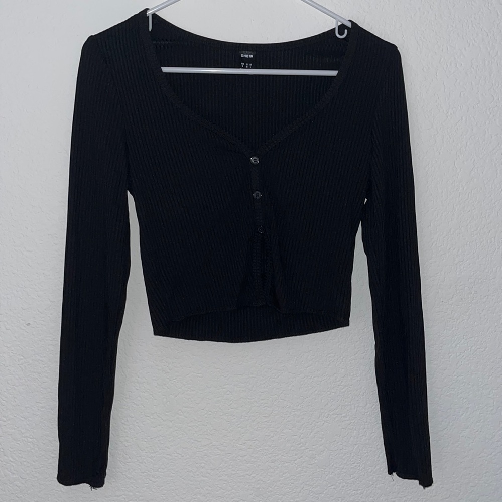 NEVER WORN adorable black long sleeve with three front buttons! Superrr cute 🥰